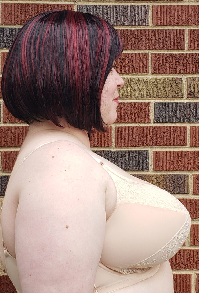 Siren - Side view, arms down