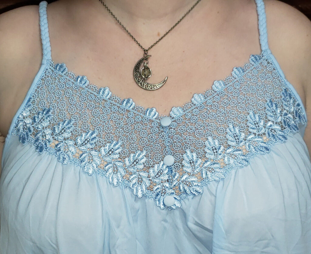Close up of the neckline detail