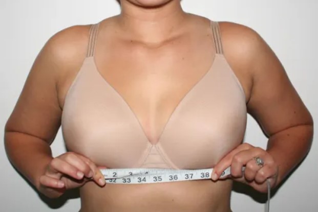Image of person measuring the ribcage