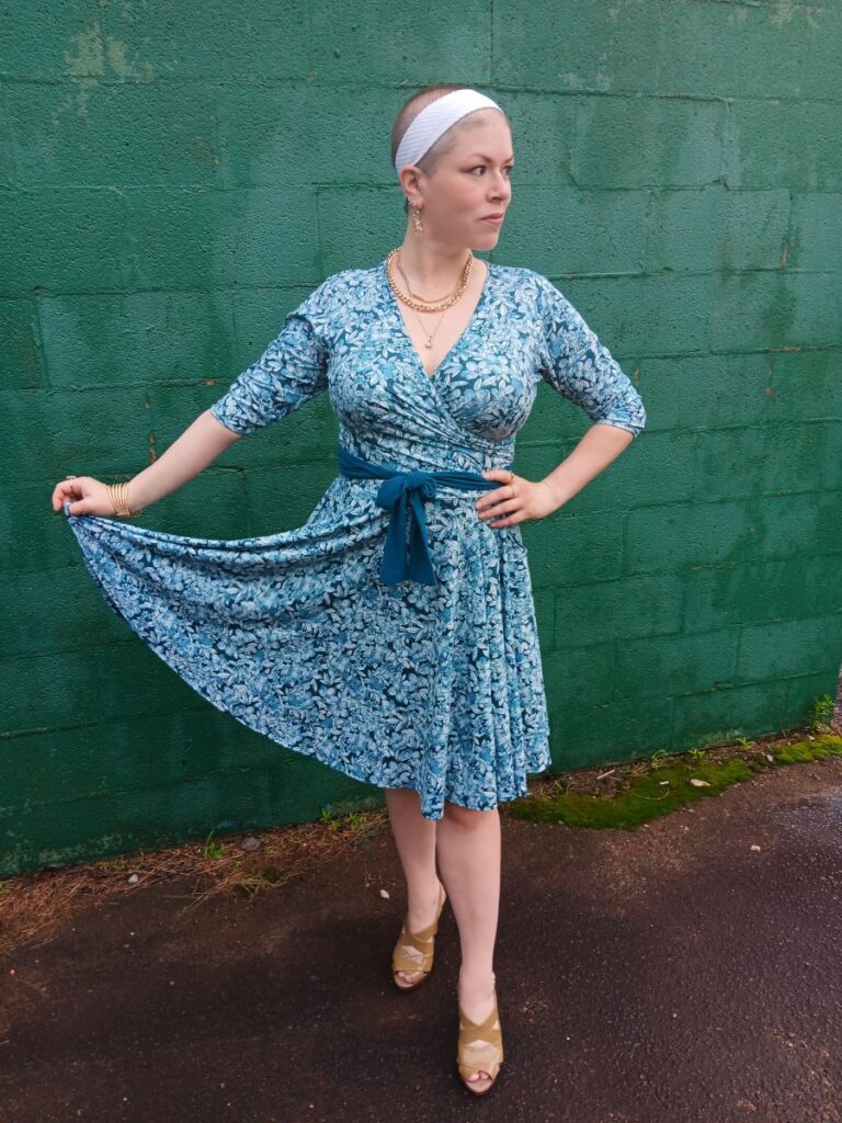 Front image of Mirror Mirror Moda Erica 2.0 dress with side flared